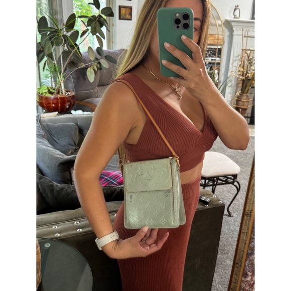 Louis Vuitton Vintage Y2K Vernis Mott Monogram Canvas Mini Bag Shoulder Purse - Picture 2 of 14